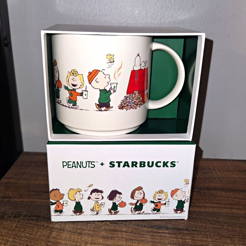 Starbucks Peanuts Snoopy Ceramic Mug White Green Red Multicolor in Original Box